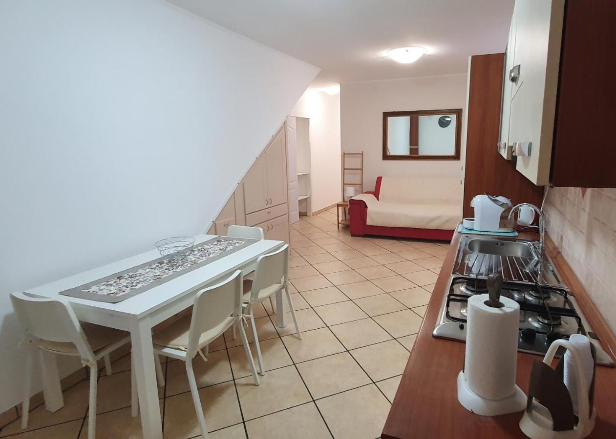 Casa Di Zia Lilia Apartamento Norma Exterior foto